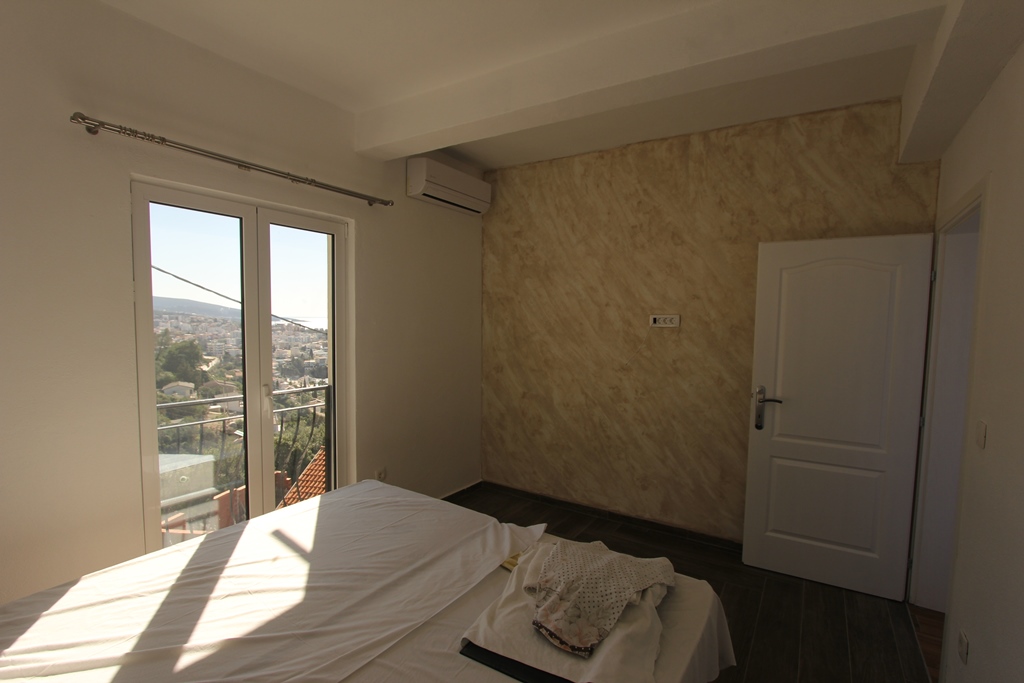 Image of House - 4 Bedrooms - 4 Bathrooms for Sale in Bar-Dobre Vode-Montenegro, Image 6